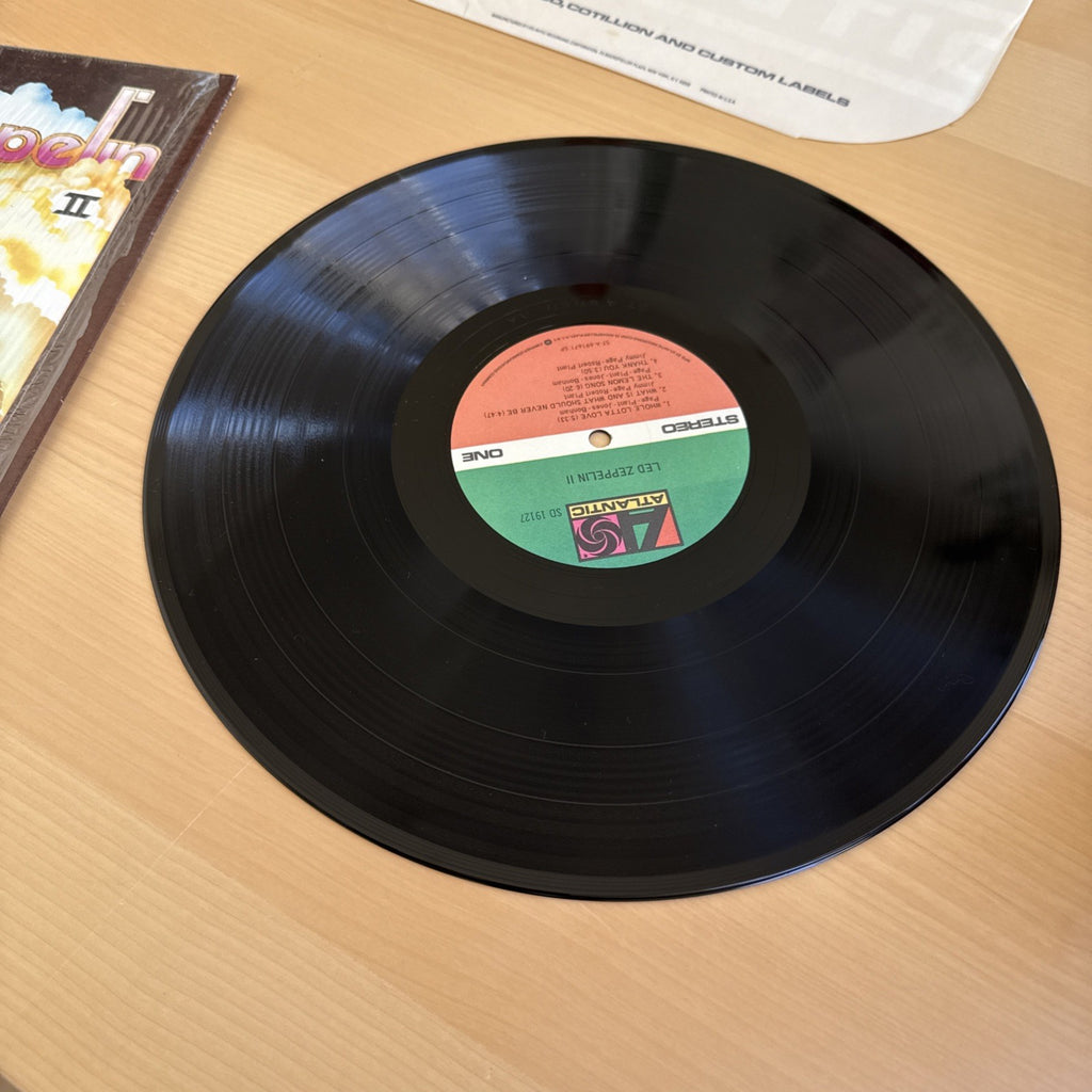 LED ZEPPELIN II 1970s Vinyl LP In Shrink! US Press W/Original Sleeve NICE! VG+
