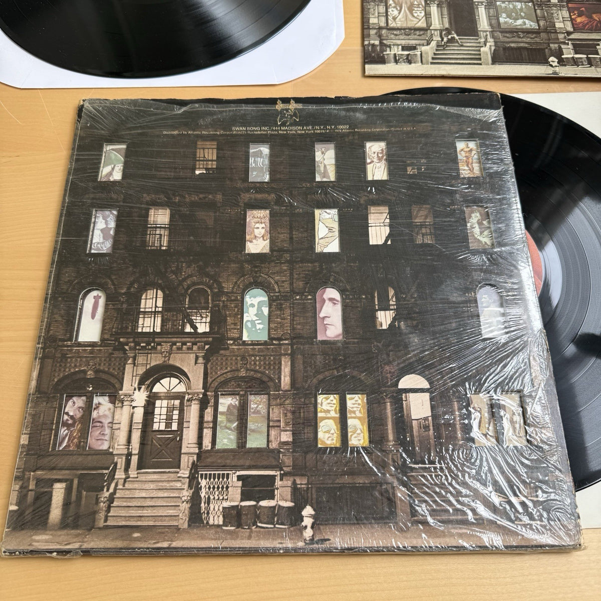 Led Zeppelin ‎Physical Graffiti 1975 US Press in Shrink! W/Sleeves + Sticker!
