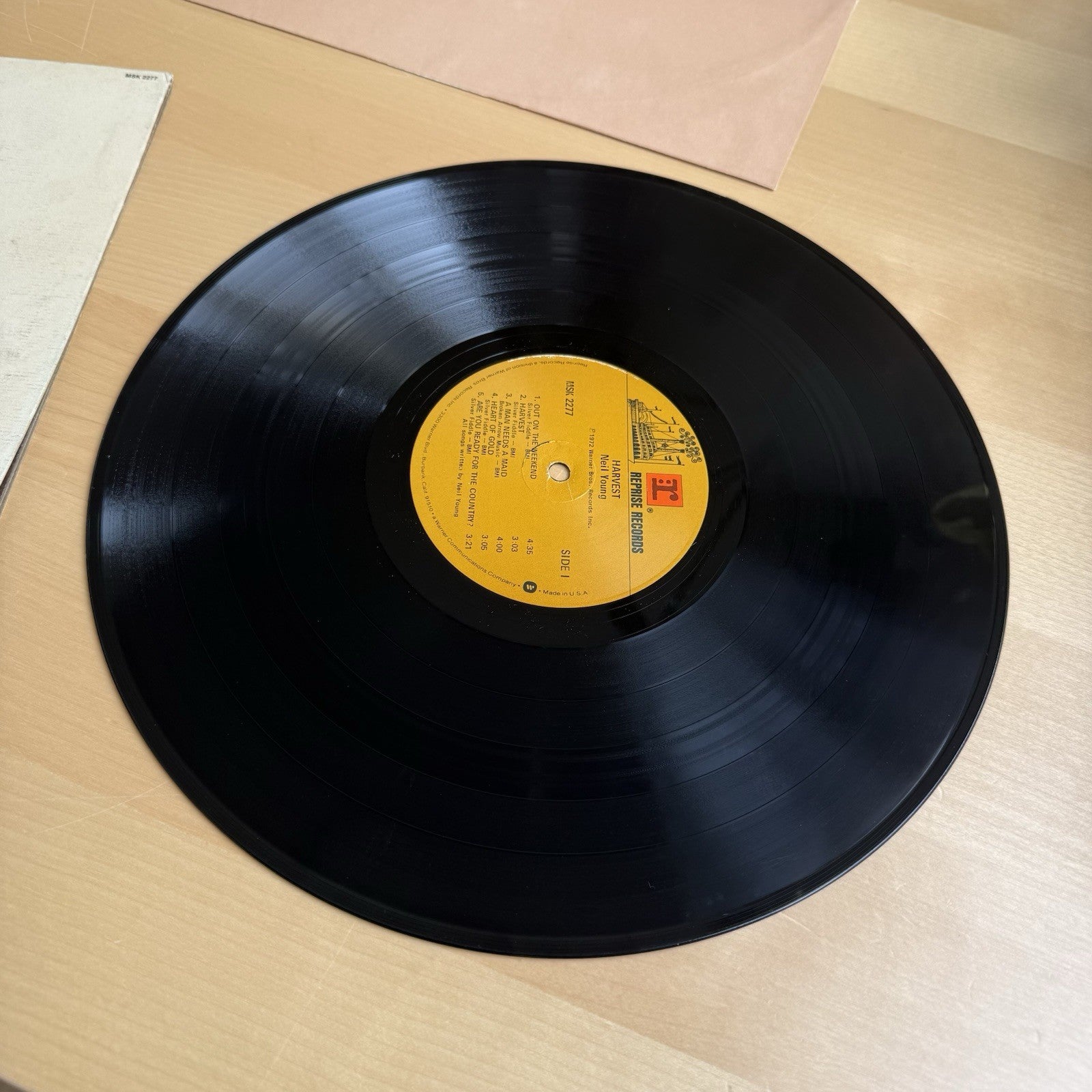 1970s Neil Young Harvest US Pressing +Sleeve! VG+ Reprise Records
