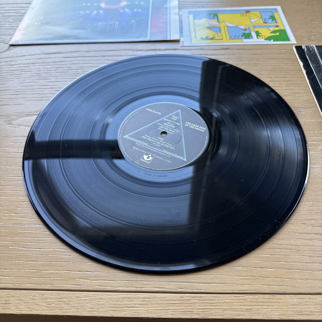 1975 PINK FLOYD Dark Side Of The Moon US Press In Shrink + Sticker VG+ OG Card