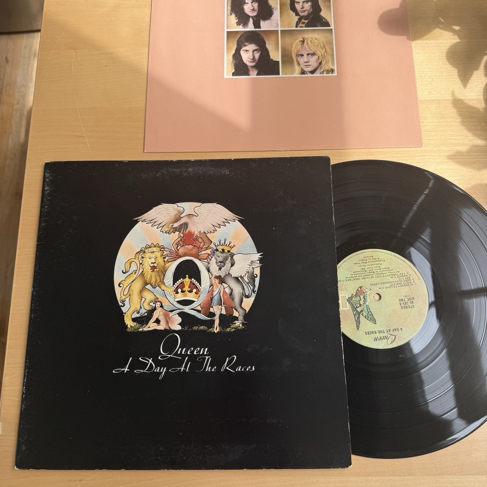 Queen A Day At The Races 1976 US 1st SM Press + Original Inner Sleeve VG++