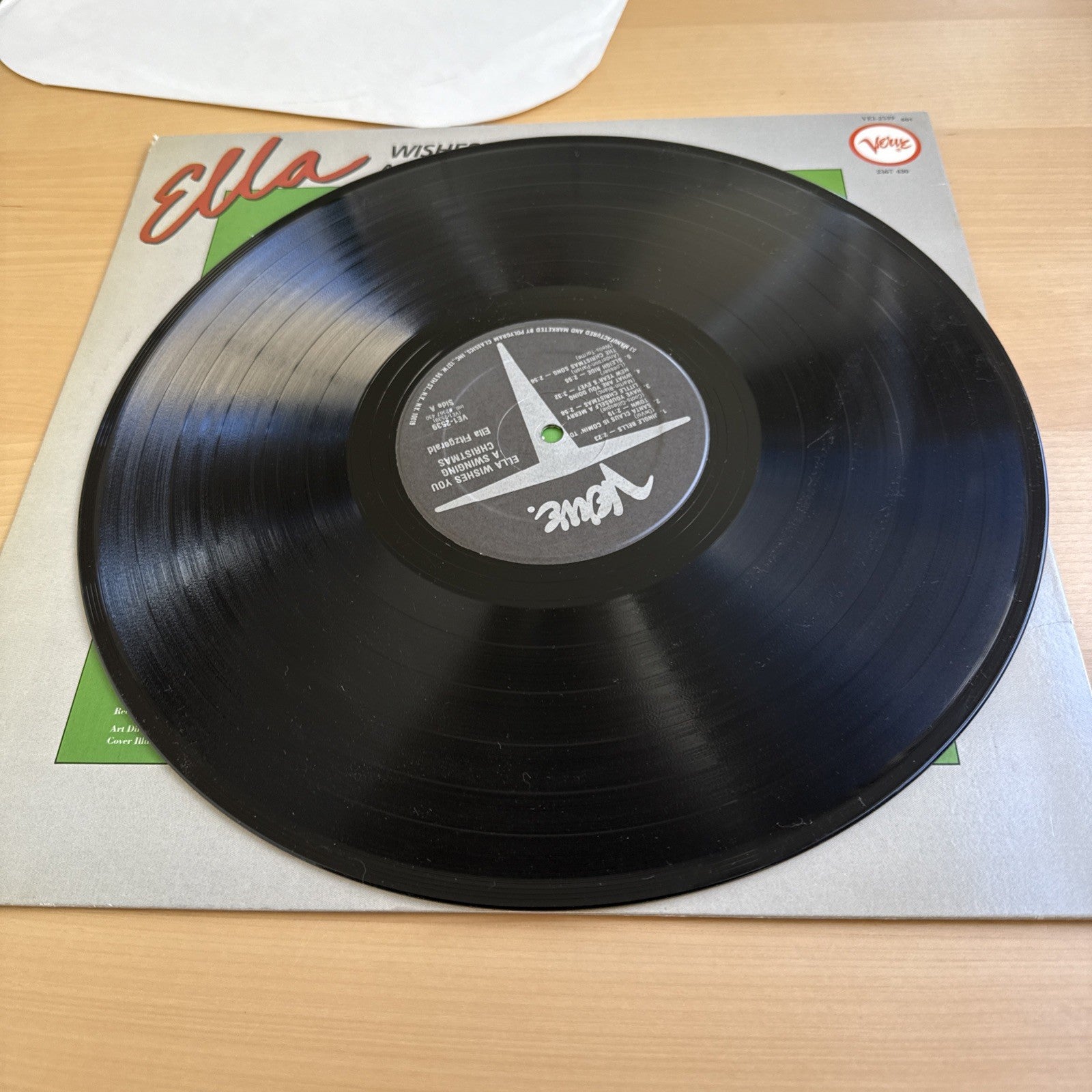 1980s Ella Fitzgerald Wishes You a Swinging Christmas LP Verve US Pressing! VG+