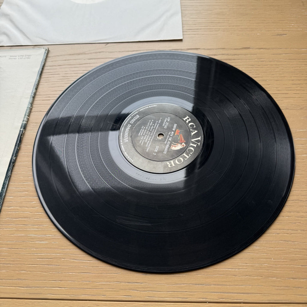1963 Surfin' with the Astronauts Surf Vinyl LP RCA Dynagroove MONO Rare! VG+