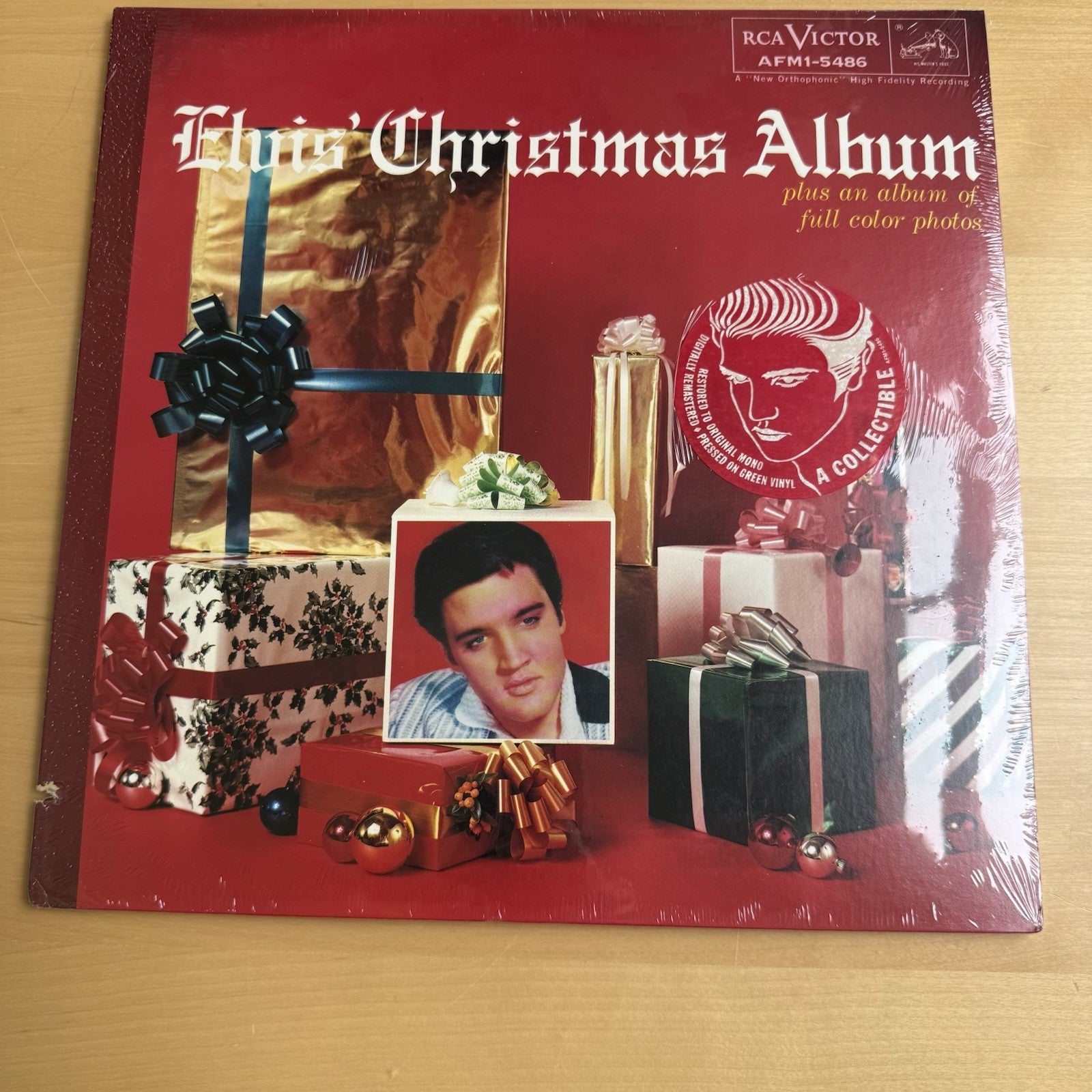 SEALED Elvis Presley Elvis' Christmas Album US Press Vintage Vinyl + Sticker!