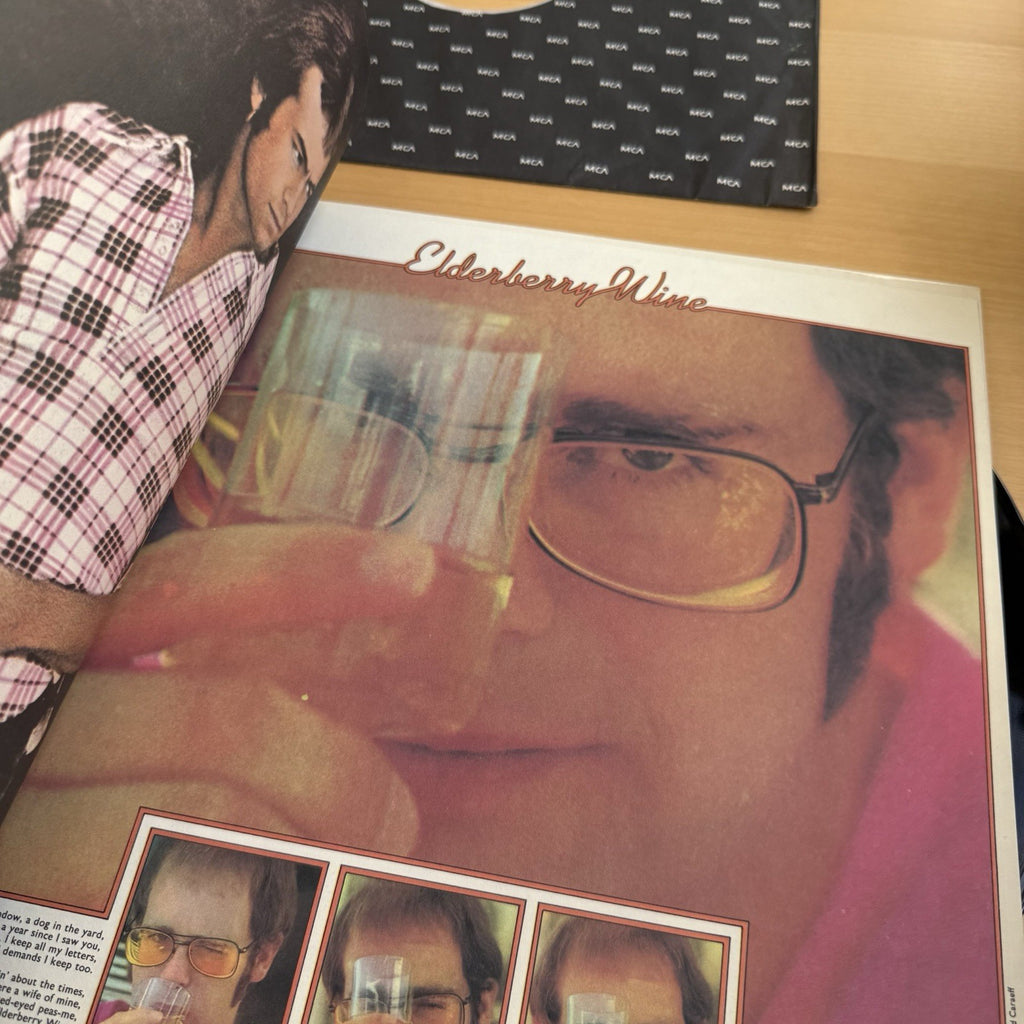 Elton John Don't Shoot Me I'm Only The Piano Player 1973 US Press + booklet VG+