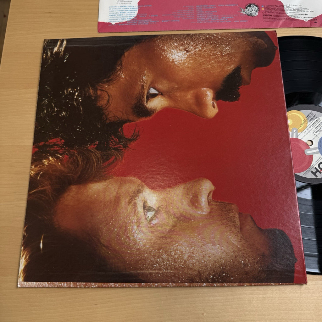 Hall & Oates – H2O Vinyl LP US Press! RCA AFL1-4383 1982 Pop Rock Maneater