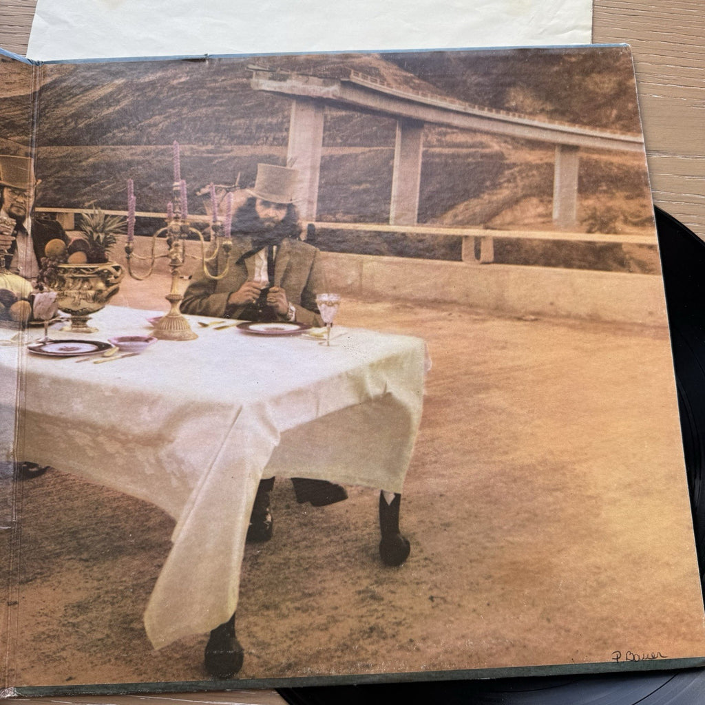 1973 The Doobie Brothers :  The Captain And Me  Warner Bros. LP  Gatefold Nice!