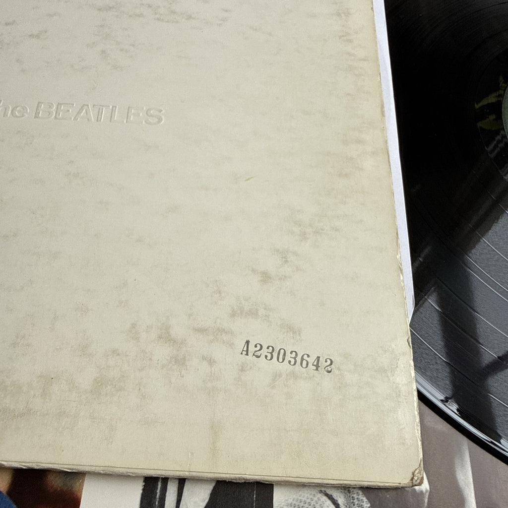 1970s BEATLES White Album APPLE 🍏 2LP + poster & pics Serial #A2303642 US Press